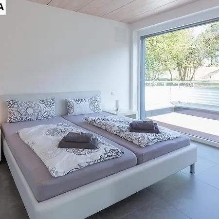 Philip Apartman